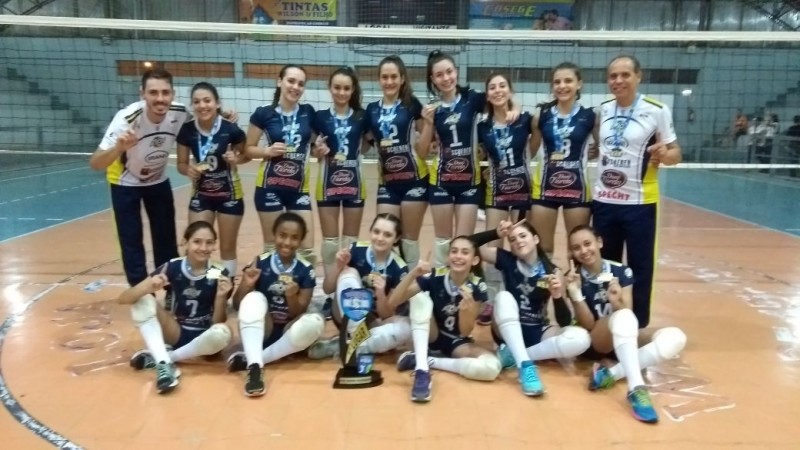 Equipe Pré-Mirim da AJOV é campeã da Liga Serrana de Voleibol