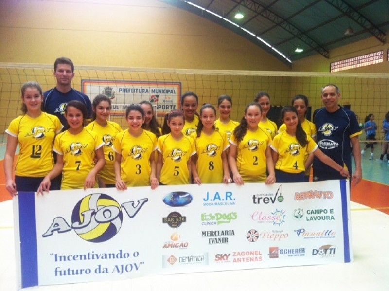 Categoria iniciante da AJOV participa da primeira Etapa da Liga Oeste de Voleibol
