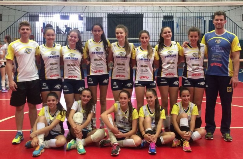 Meninas da equipe infantil da AJOV conquistam quarto lugar em etapa estadual